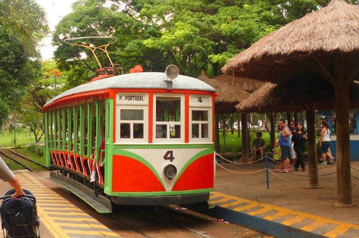 Bonde na Lagoa do Taquaral (Parque Portugal), em Campinas — City Tour CHM Executive Transport