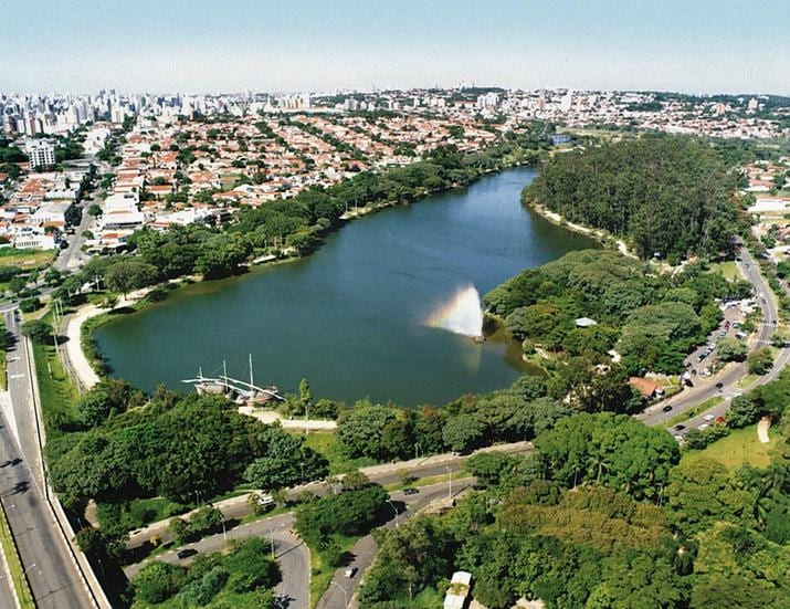 Lagoa do Taquaral (Parque Portugal) em Campinas — City Tour CHM Executive Transport