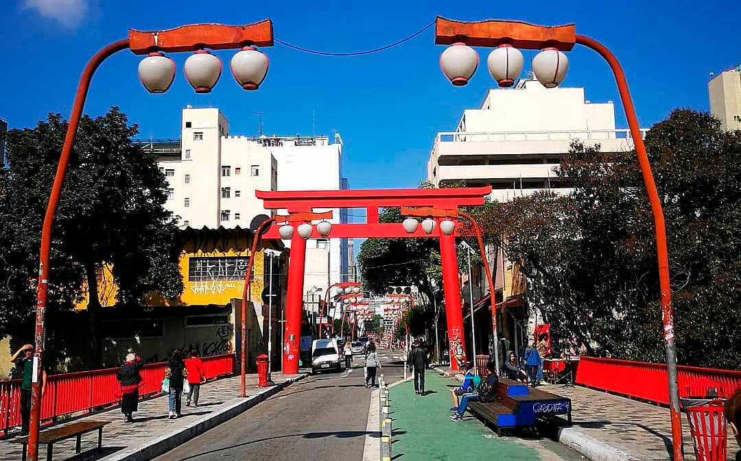 Bairro da Liberdade, reduto da cultura oriental em São Paulo — City Tour CHM Executive Transport